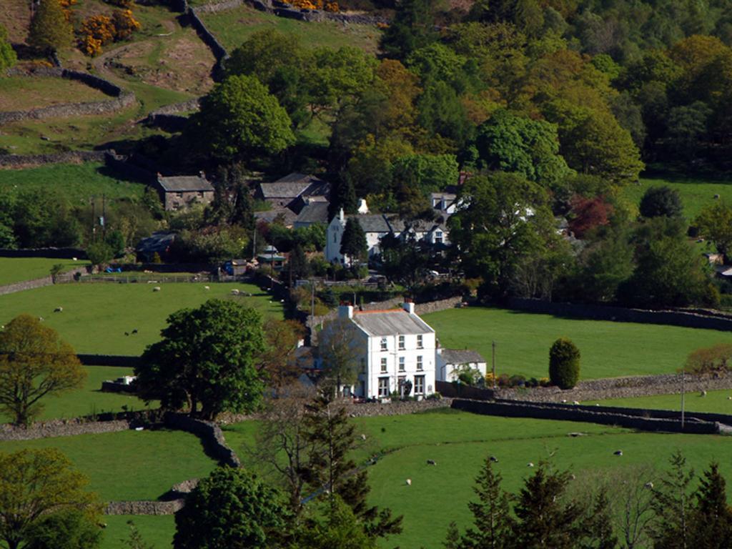 Brook House Inn エスクデイル エクステリア 写真